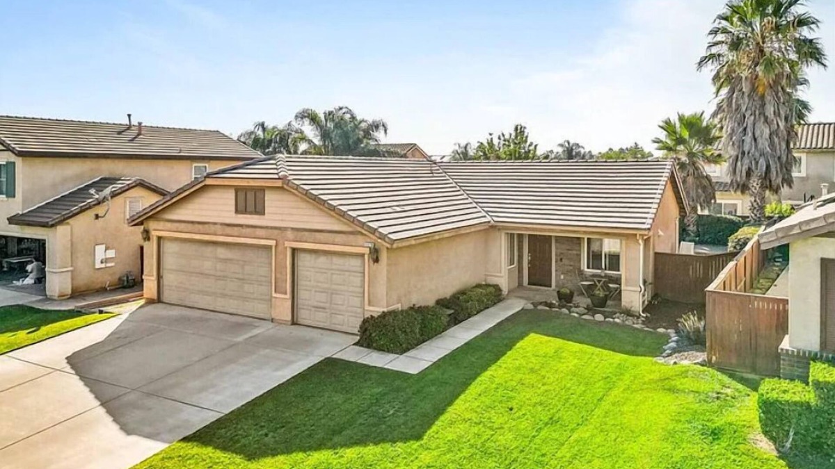 Beaumont House | Charming 3-bedroom house with AC and WiFi in Beaumont