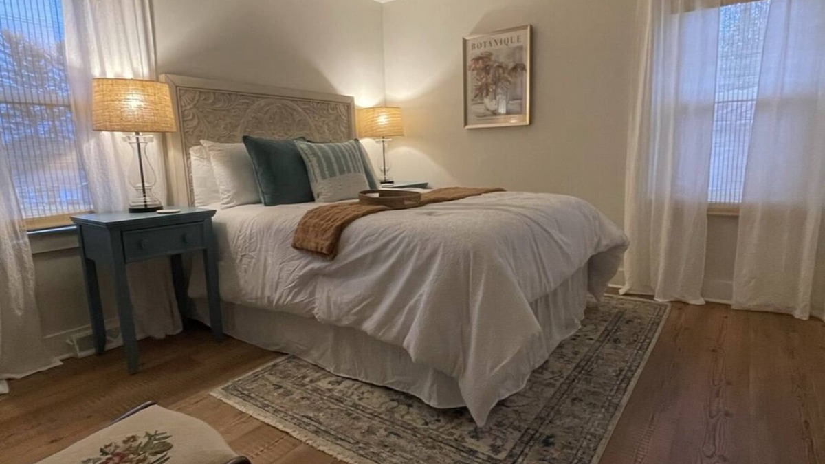 Columbia House | Charming 3-bedroom house with AC, WiFi in beautiful Columbia
