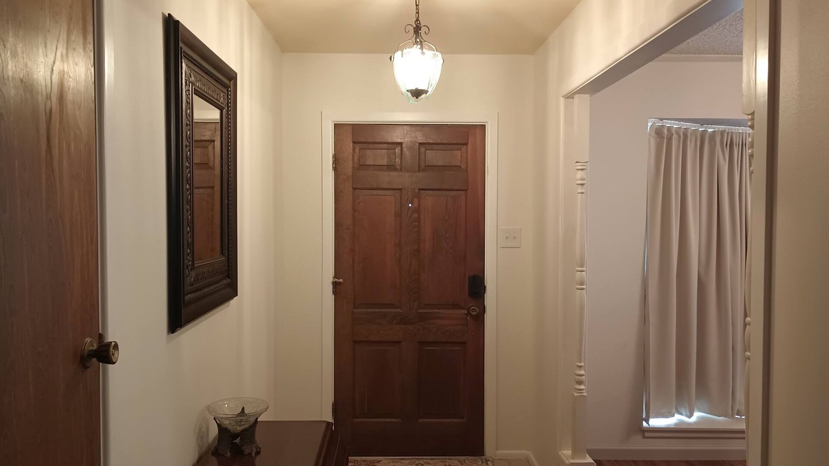 Abilene House | Charming 3-bedroom house with WiFi, AC in welcoming Abilene