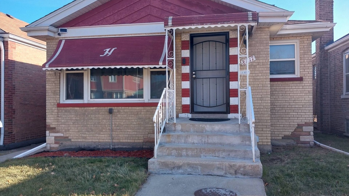 Calumet Heights House | Charming 3-bedroom house with AC and WiFi in phenomenal Chicago