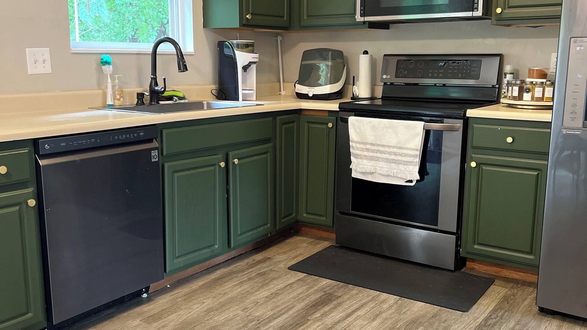 Erlanger House | Charming 3-bedroom house w/deck in awesome Elsmere
