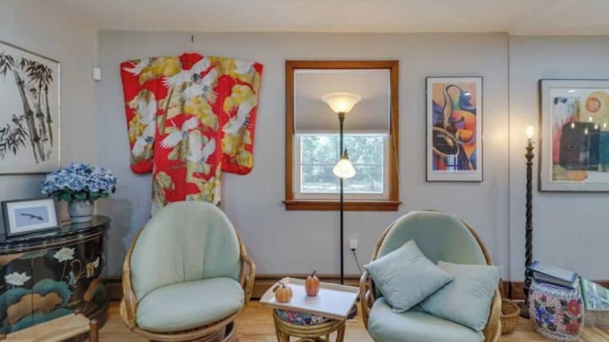 Oakpark House | Charming 3-bedroom house with WiFi, AC and Family Game Room in lovely Madison