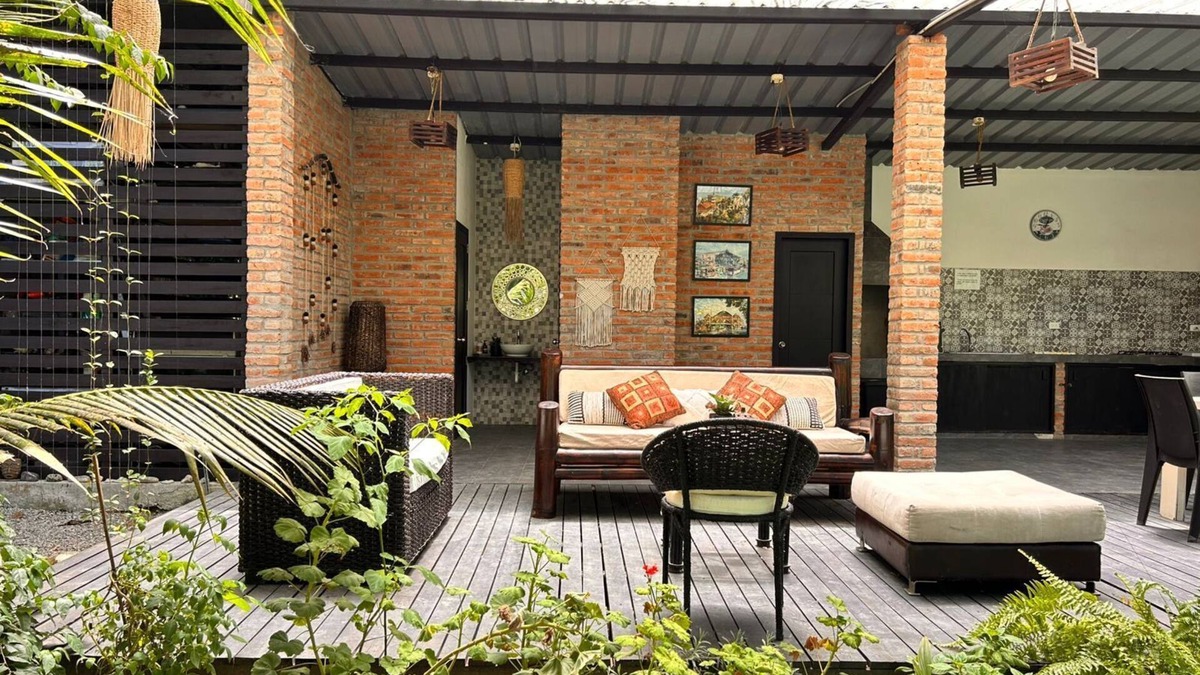 Olon Villa | Charming 3-bedroom house with WiFi, AC in wonderful Olon