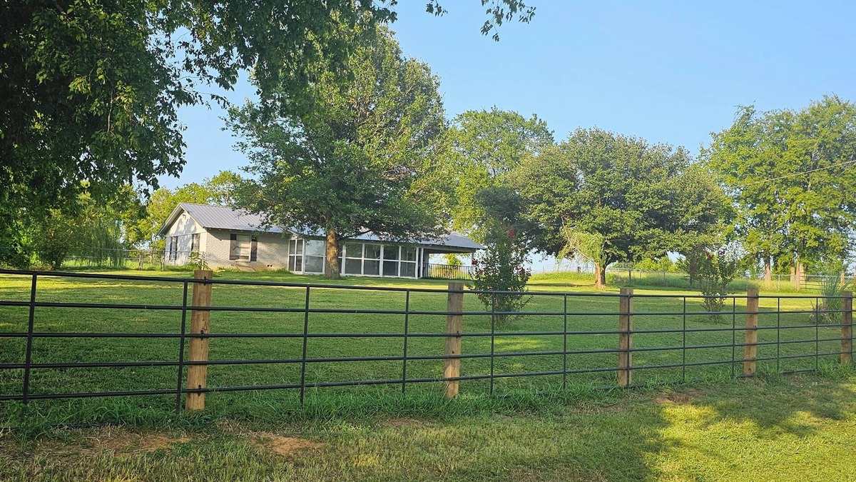 Canton House | Charming 3-bedroom house with WiFi and AC in cool Canton