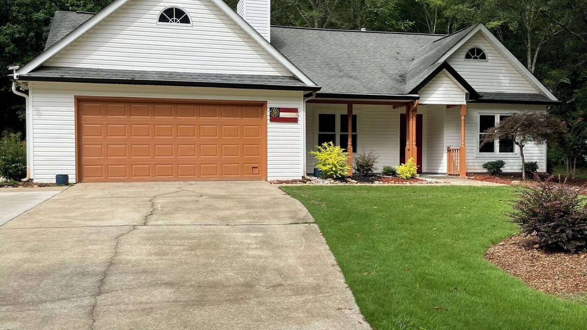 Senoia House | Charming 3-bedroom house in quiet cul-de-sac in Senoia