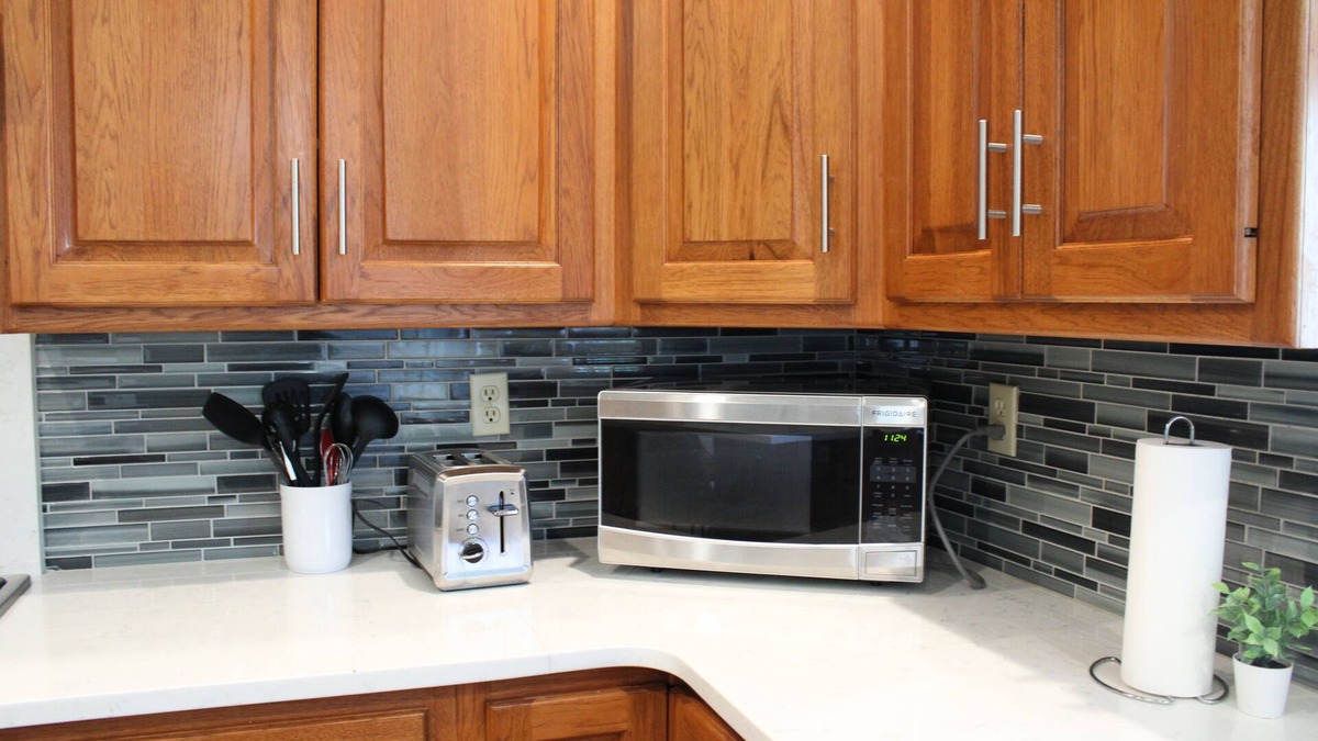 Warsaw House | Charming 3-bedroom house: Winona Lake Front