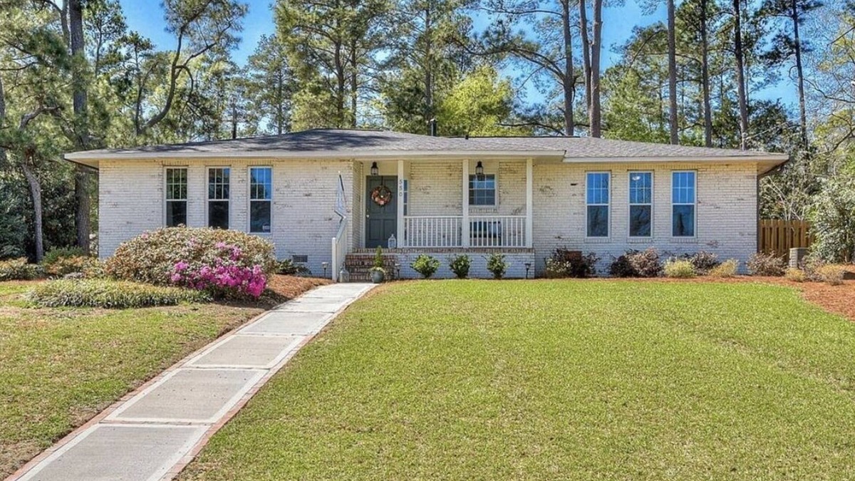 Murray Hill House | Charming 3 bedroom Masters rental, less than 2 miles from Augusta Nationals!