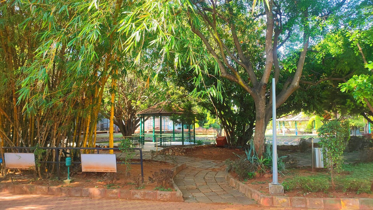 Mysore House | Charming 3-Bedroom Park View House—AC, Reliable WiFi & Welcoming Mysuru Vibes