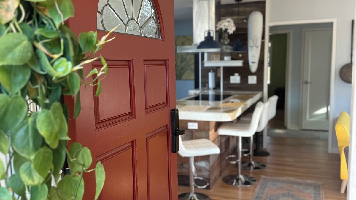 Del Rey Oaks House | Charming 3-bedroom in Del Rey Oaks with AC, WiFi hot tub & all the hot comforts