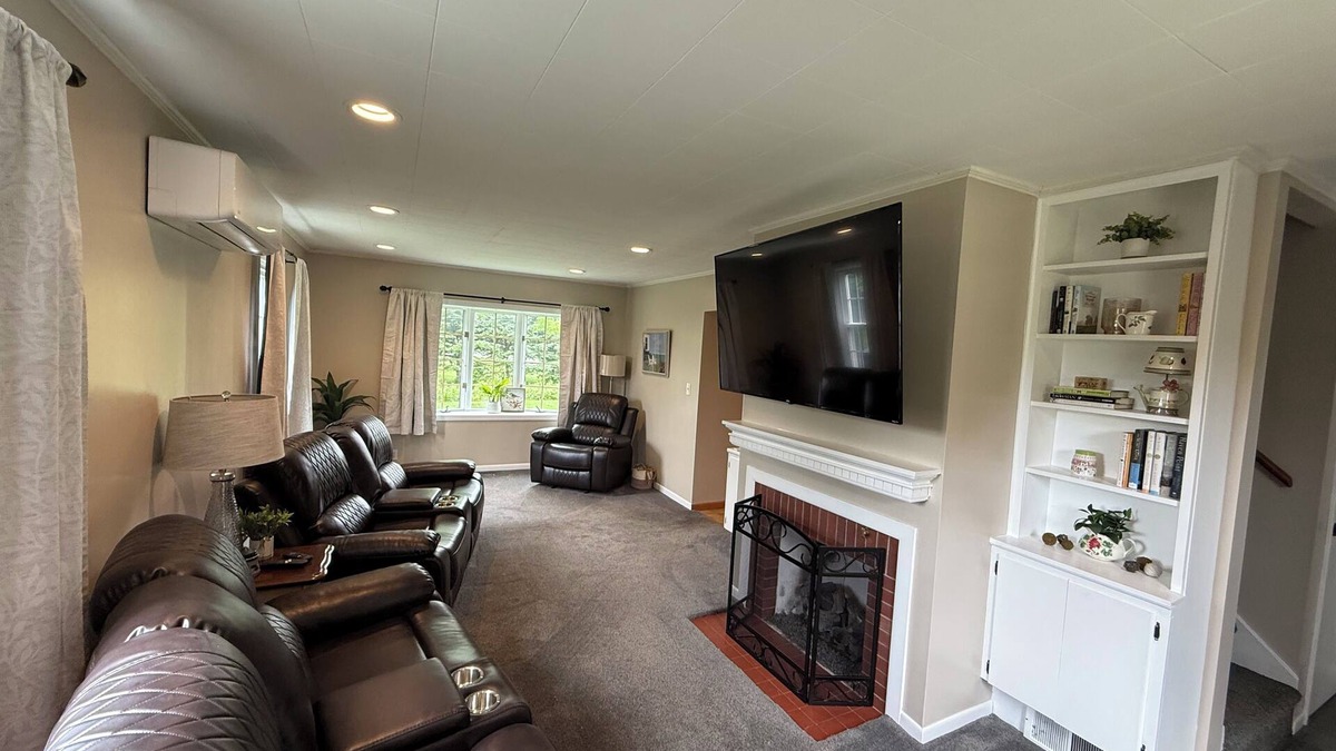 Presque Isle House | Charming 3-bedroom house in lovely Presque Isle with WiFi, AC