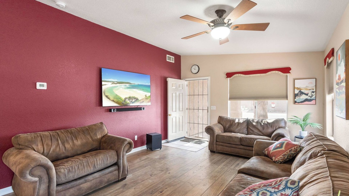 Sierra Vista House | Charming 3 bedroom house with AC, WiFi in brilliant Sierra Vista