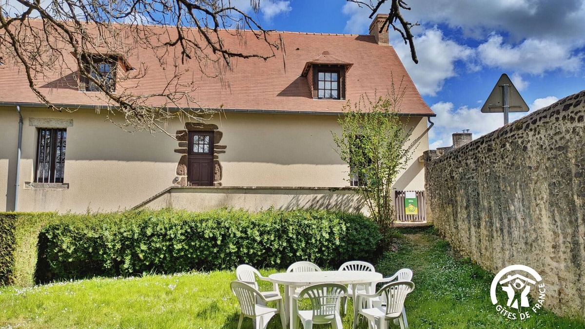Livet Cottage | Charming 3-BR Cottage with Garden, Near Evron & Tourist Sites, Pet-Friendly