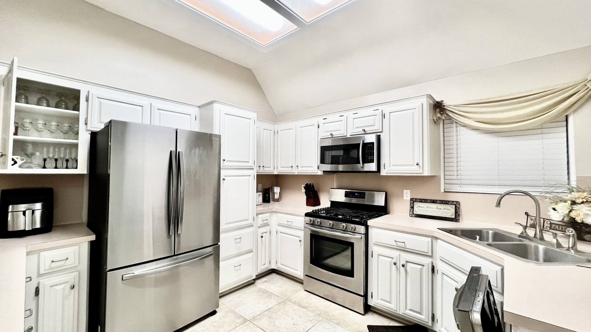 Pasadena House | Charming 3-BR Home in Pasadena near highways, industry, shopping