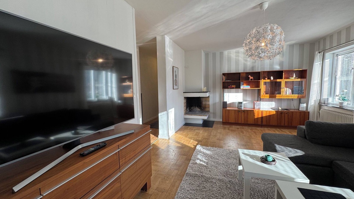 Ljungaverk Apartment | Charming 3-bedroom apartment in Ljungaverk - Perfect location near skiing and pool
