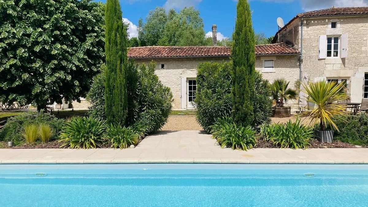 Nercillac House | Charming 3-star gîte ⭐️⭐️⭐️