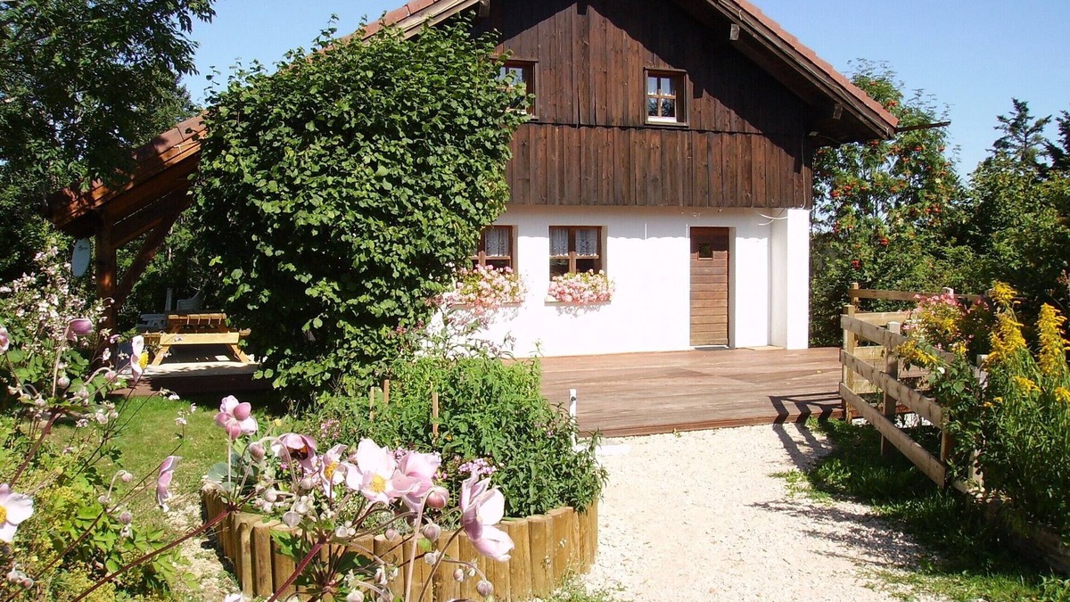 Le Memont Ski Chalet | Charming 3-star gîte in the heart of nature, free Wi-Fi