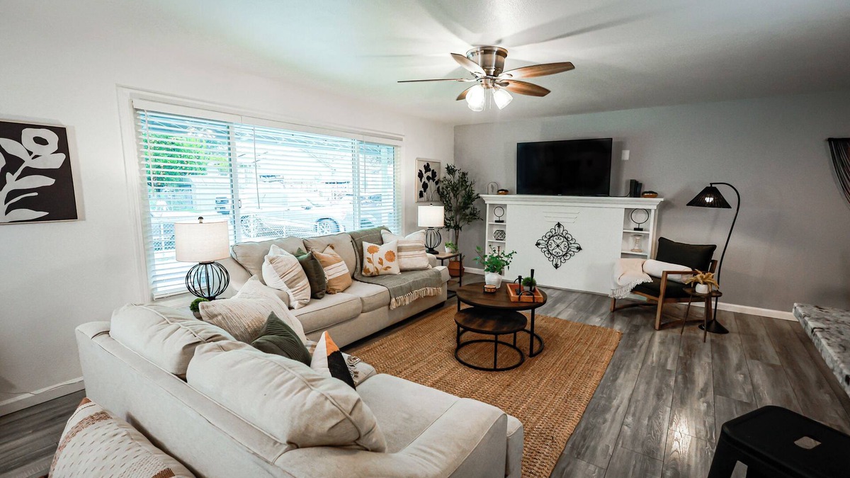 Sacramento House | Charming 3BR/2BA West Sac Retreat w/Large Fenced Backyard