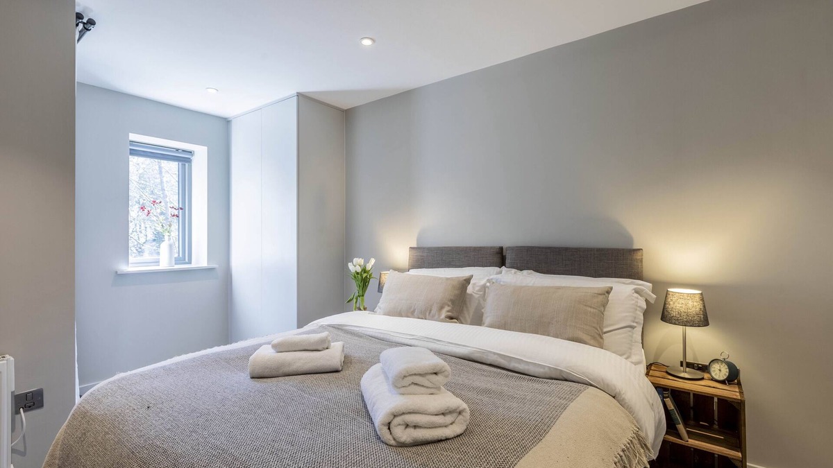 Backbarrow Apartment | Charming 3BR in Backbarrow Perfect for Families
