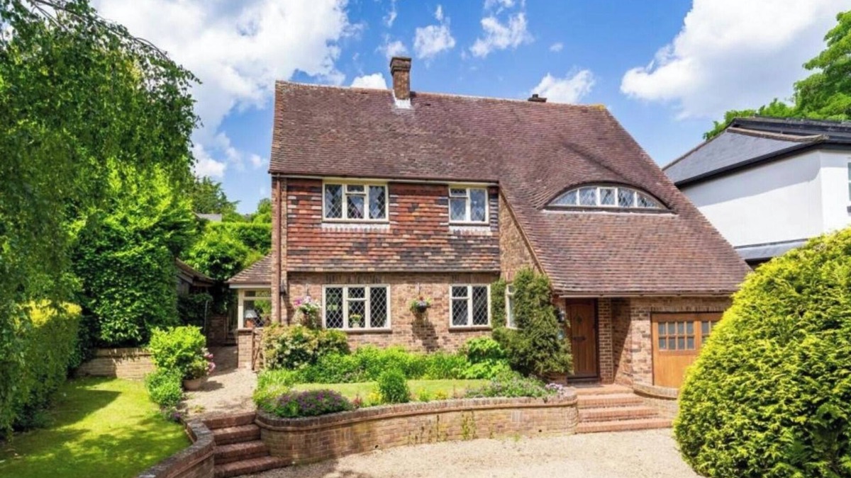 Epping House | Charming 4-Bed Home in Epping