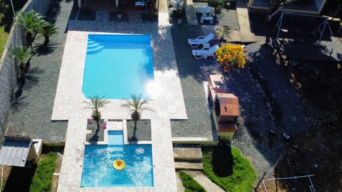 Piedra Blanca House | Charming 4-bedroom house with AC and WiFi rio Piscina inpMonseñor Nouel