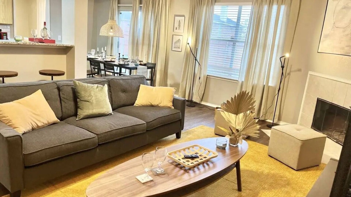 Glenn Heights House | Charming 4-bedroom home in Glenn Heights. Sleeps 9 guests!