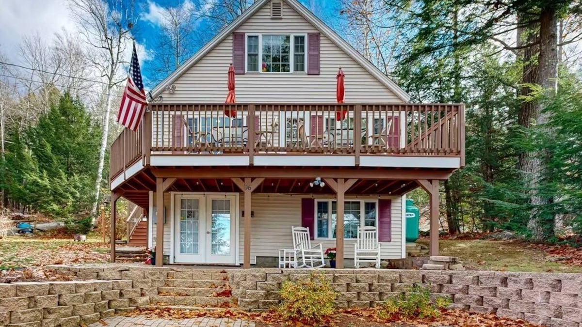 Gilmanton House | Charming 4-bedroom 2-bath lake house with private dock