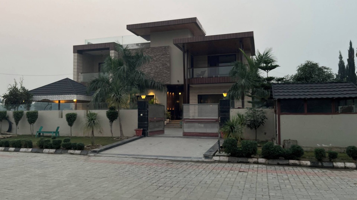 Amritsar House | Charming 4-bedroom bungalow with WiFi, AC in Amritsar, Punjab