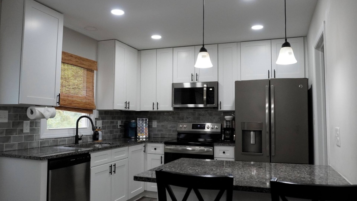 Mint Hill House | Charming 4-bedroom house with AC, WiFi in peaceful Mint Hill and 2 living rooms