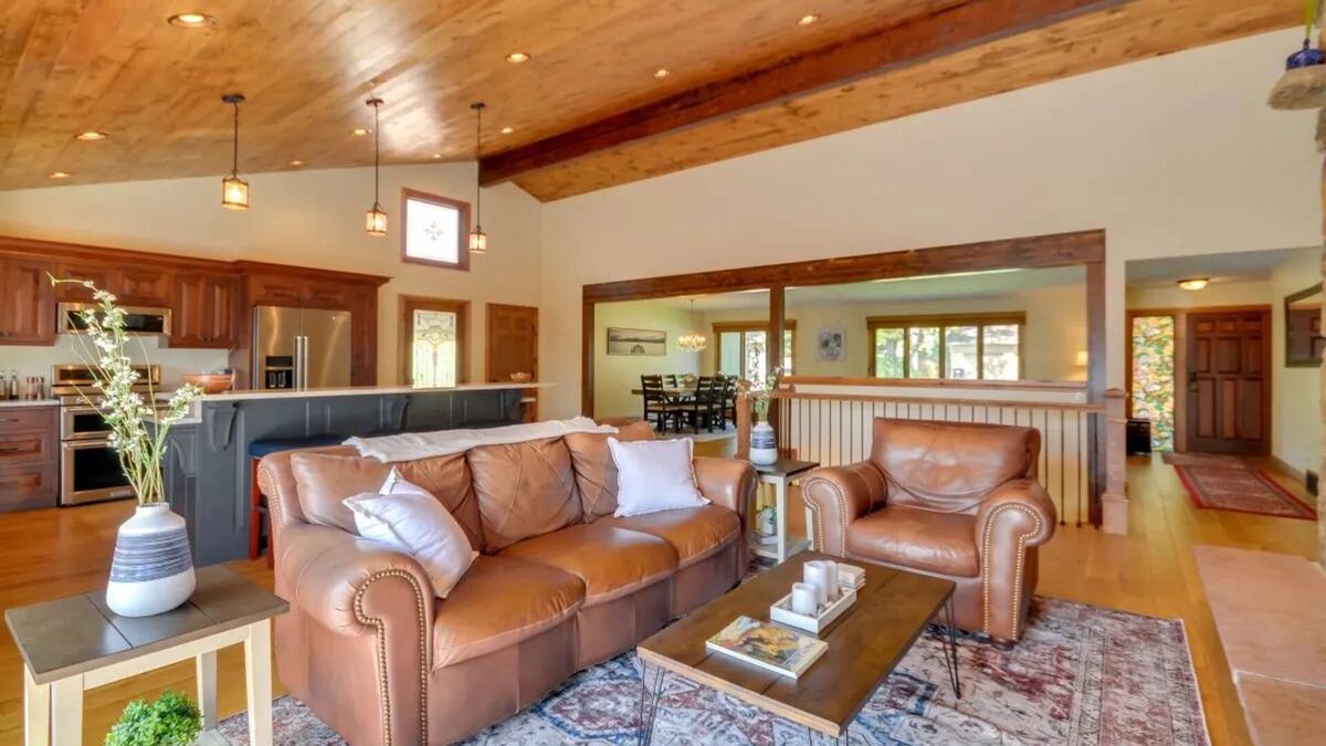 Rimrock House | Charming 4-bedroom Home in Quiet Neighborhood with Deck!