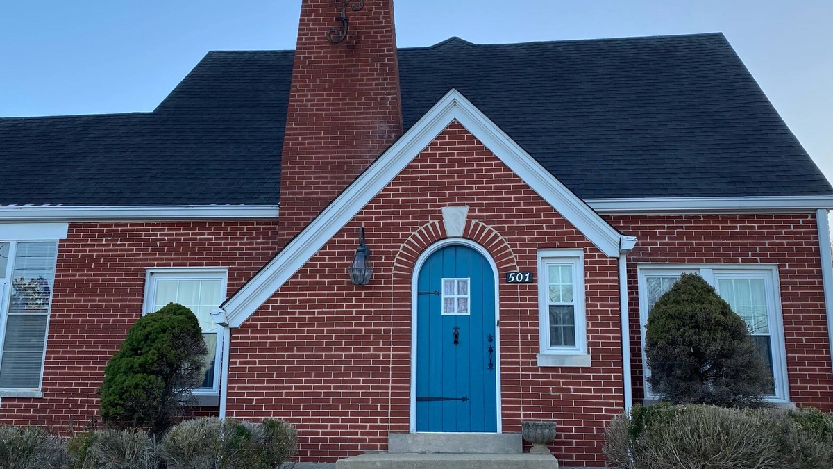 Munfordville Cottage | Charming 4-bedroom cottage with WiFi, AC in brilliant Munfordville