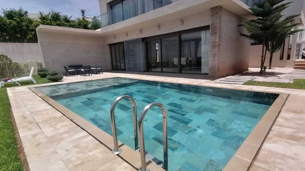 Agadir House | Charming 4-bedroom villa with AC and WiFi in fabulous Taghazout