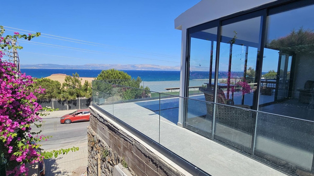 Cesme House | Charming 4-bedroom Villa with own Pool in delightful Cesme - Izmir