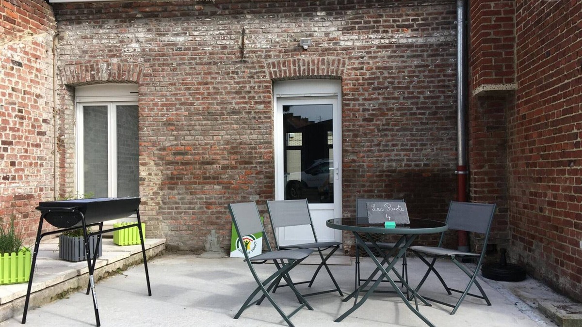 Aniche Cottage | Charming 4-Person Cottage Near Douai with Private Terrace, Garden, and Excellent Amenities