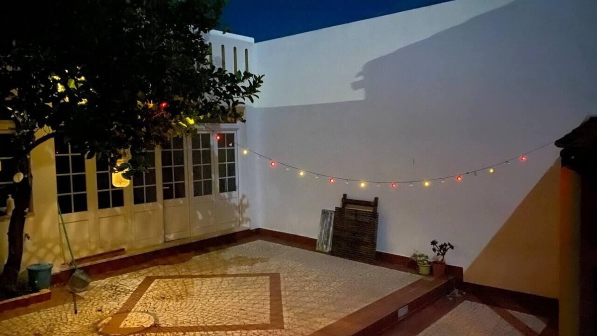 Mourao House | Charming 5-Bed House in Granja