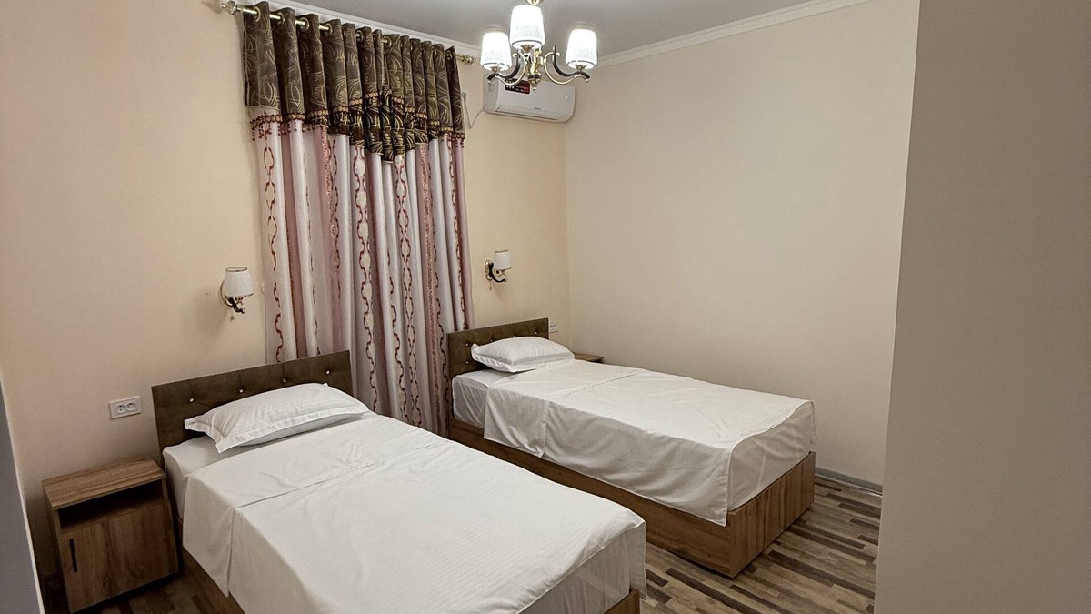 Khiva House | Charming 5-bedroom house with WiFi, AC in delightful Khiva