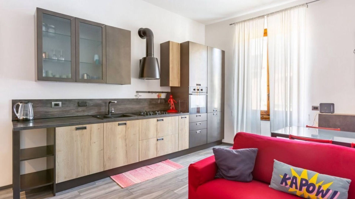 Ricorboli Apartment | Charming 70 sqm flat, ideal for 3 people, located on the first floor of a building without a lift.The property is located in the Gavinana district, south-east of the center of Florence, along the left bank of the Arno. The area is full of services and we