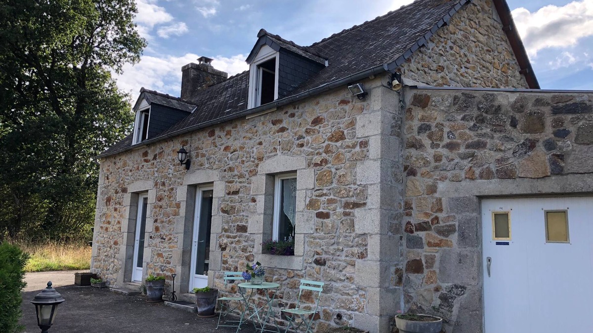 Carnoet Cottage | Charming 8-person penty with breathtaking views, 200 m from the village