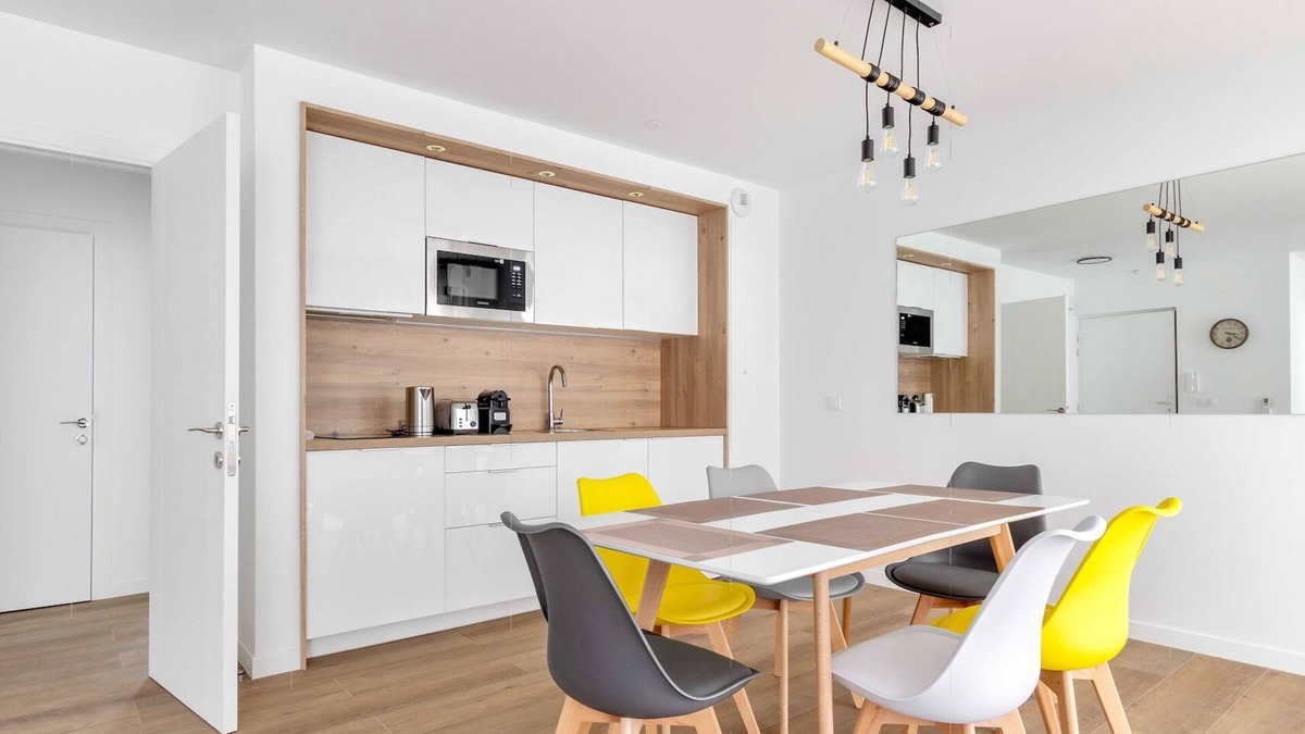 Le Tremblay Apartment | Charming Apt with Balcony- 6P- Proche Disney/Paris