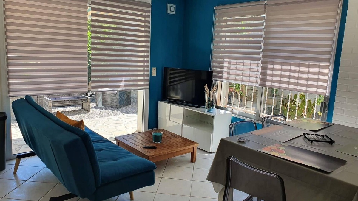 Saint-Feliu-d'Avall Apartment | Charming accommodation with swimming pool