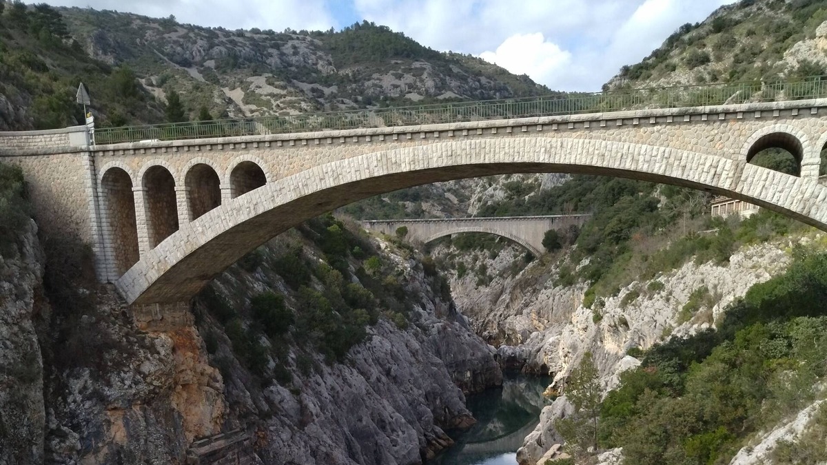 Aniane Apartment | Charming accommodation with a view of the Hérault