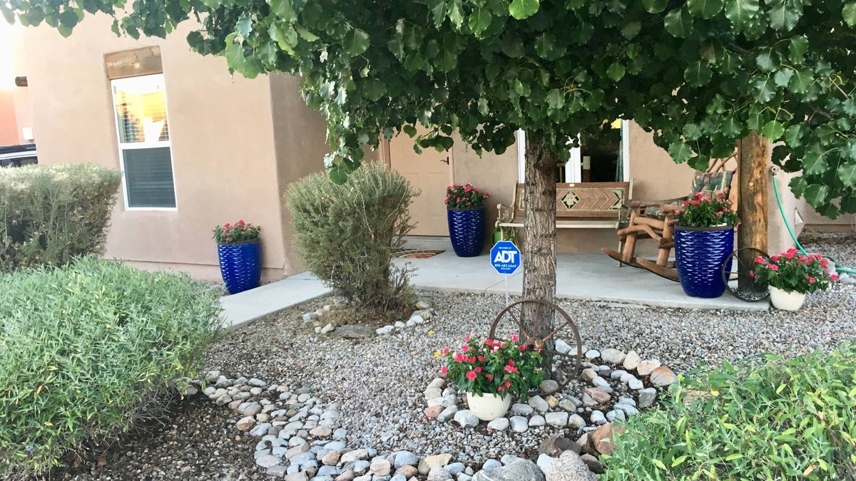 Santa Fe House | CHARMING ADOBE SANTA FE HOUSE 3BR 2BA