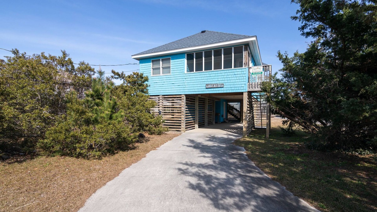 Salvo House | Charming, Affordable, Pet Friendly, Semi-Oceanfront Cottage!