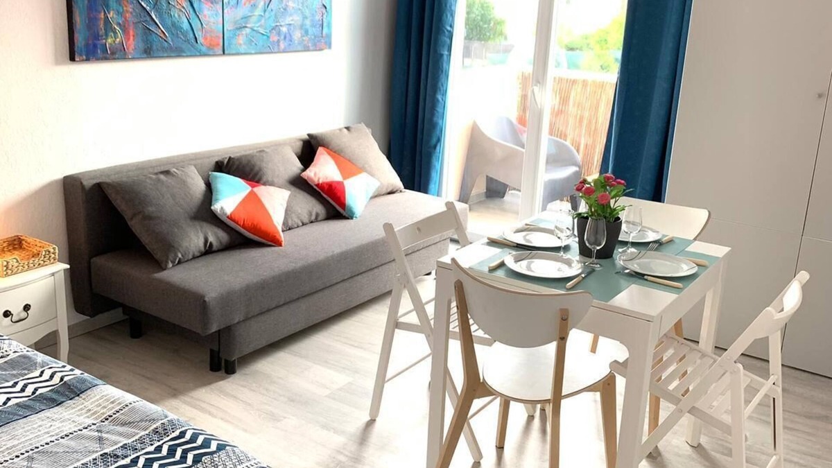 Saint-Martin Apartment | Charming air-conditioned studio with balcony and parking space