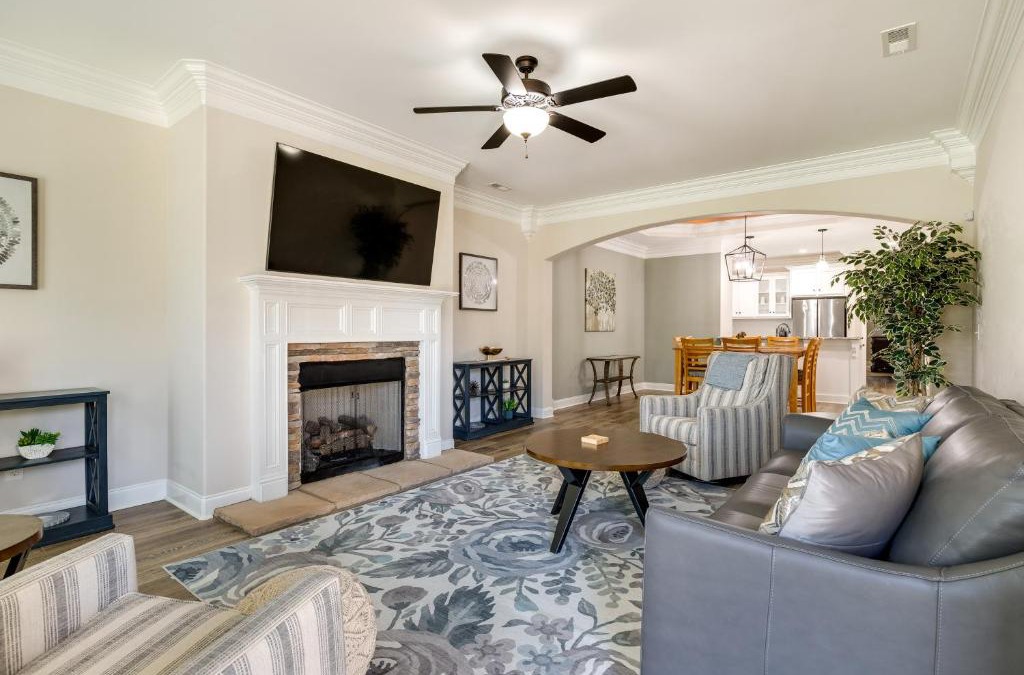 Owens Cross Roads House | Charming Alabama Retreat with Private Patio!