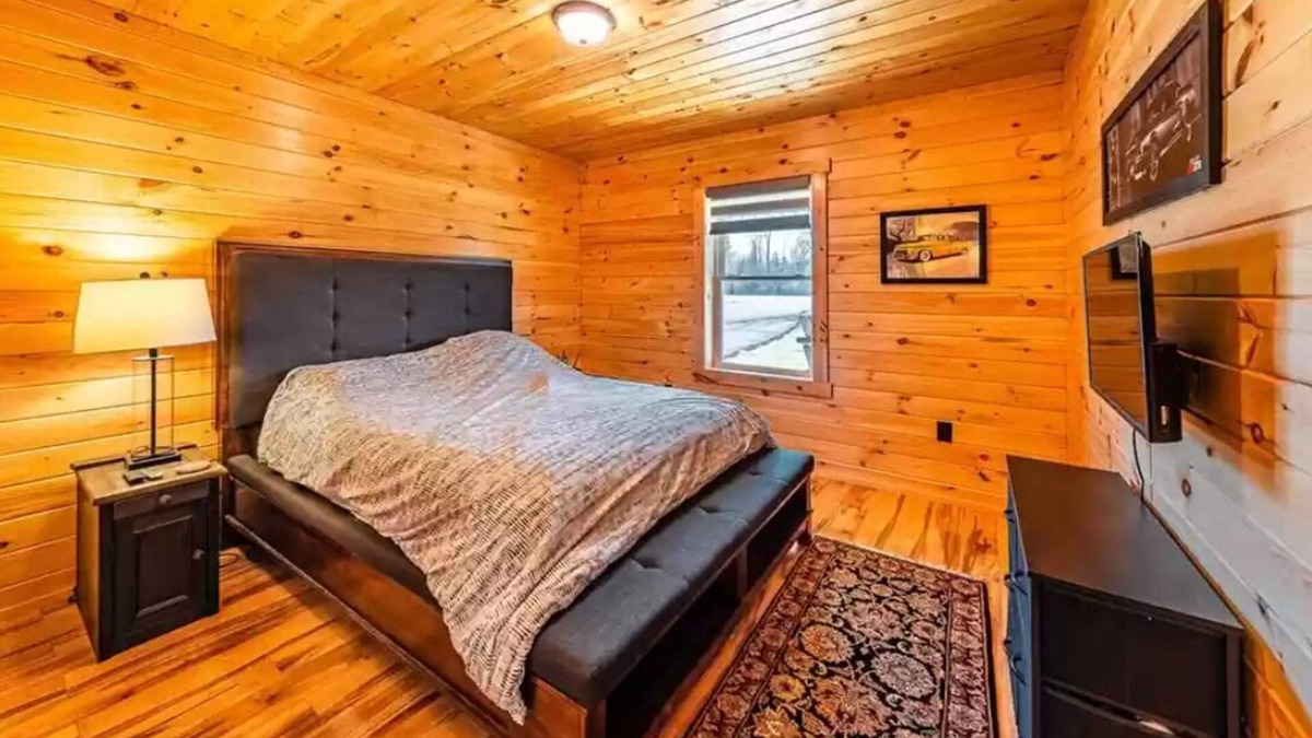 Whippleville Cottage | Charming All Wood InteriorAdirondak Cottage