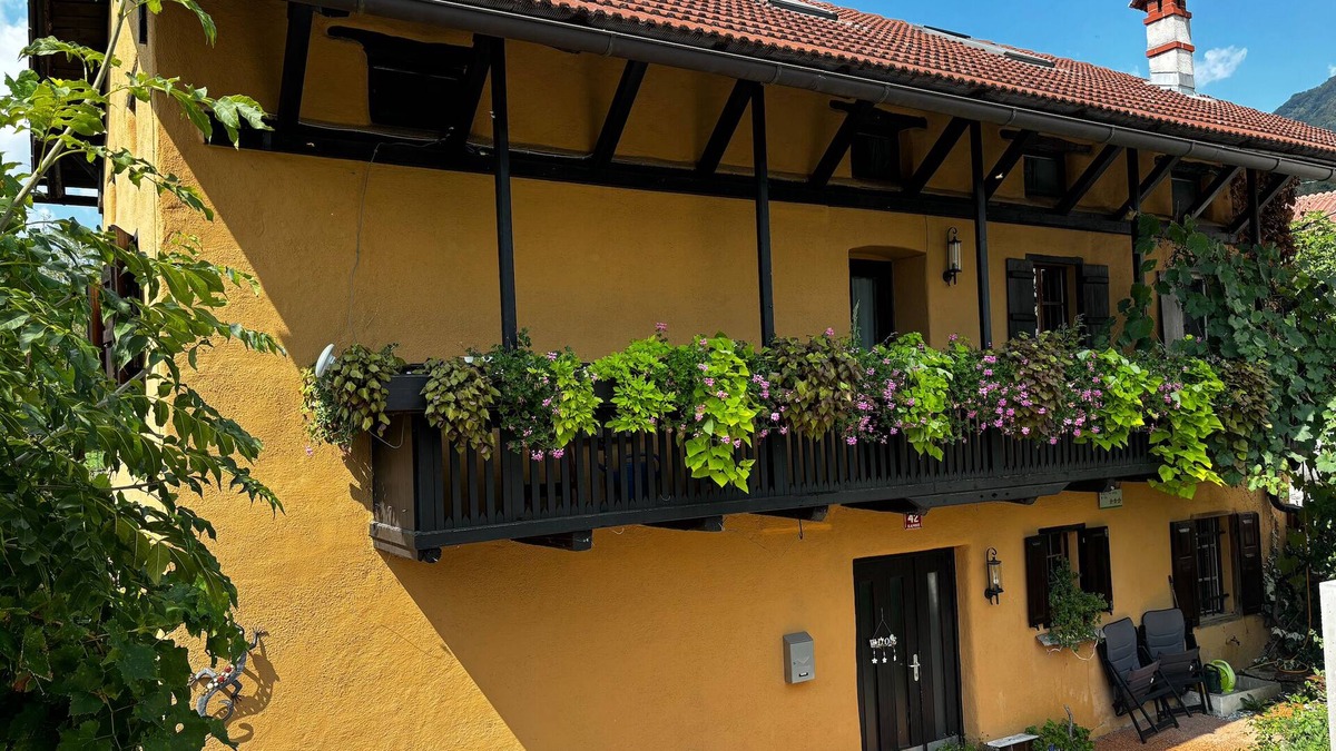 Kamno House | Charming Alpine Farmhouse Near the Soča River