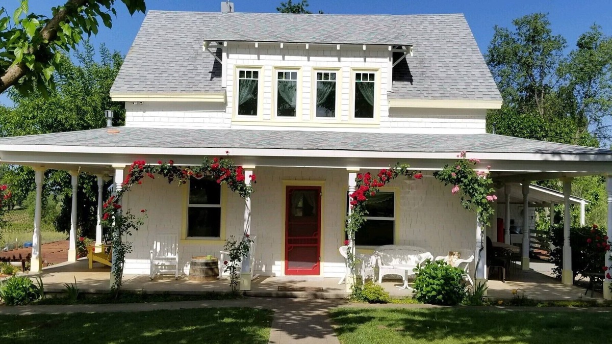 Shenandoah Valley House | Charming Amador Farmhouse! Located on the Shenandoah Valley Wine Trail.