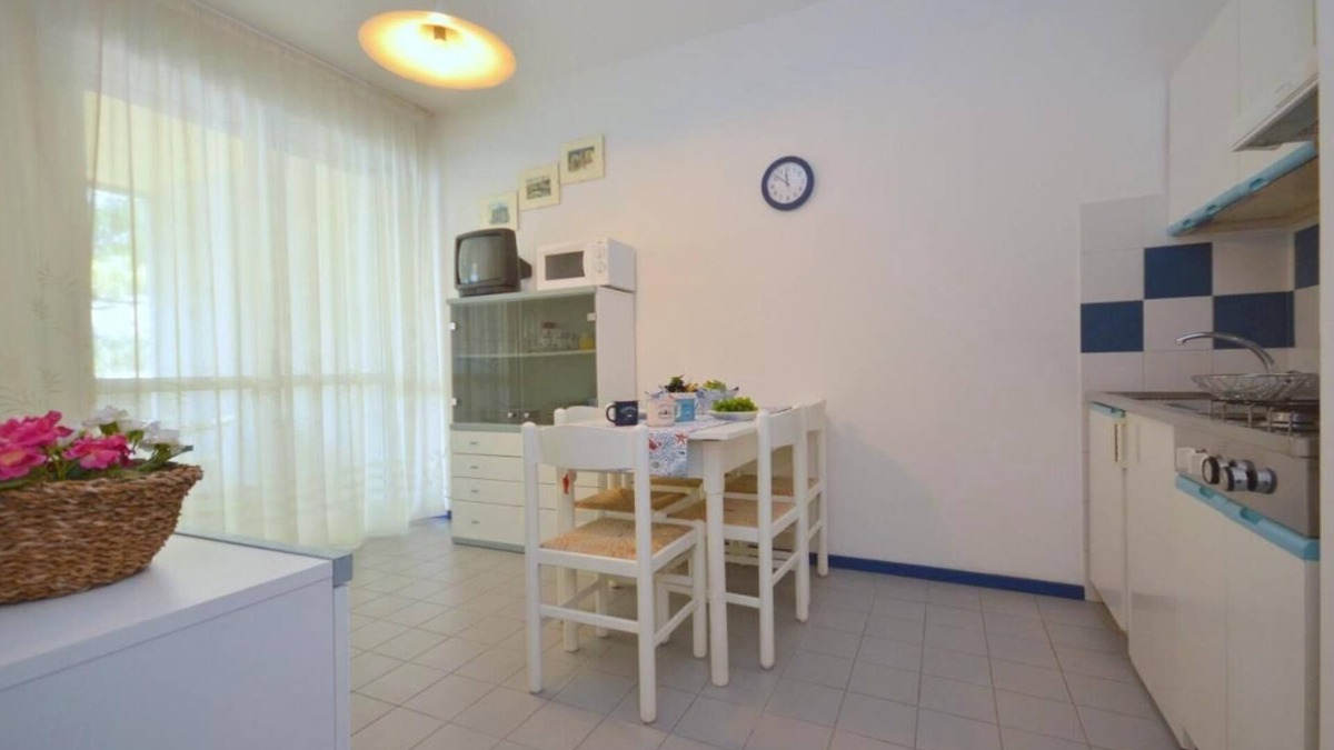 Bibione Apartment | Charming and Bright Stay 400m from the Sea