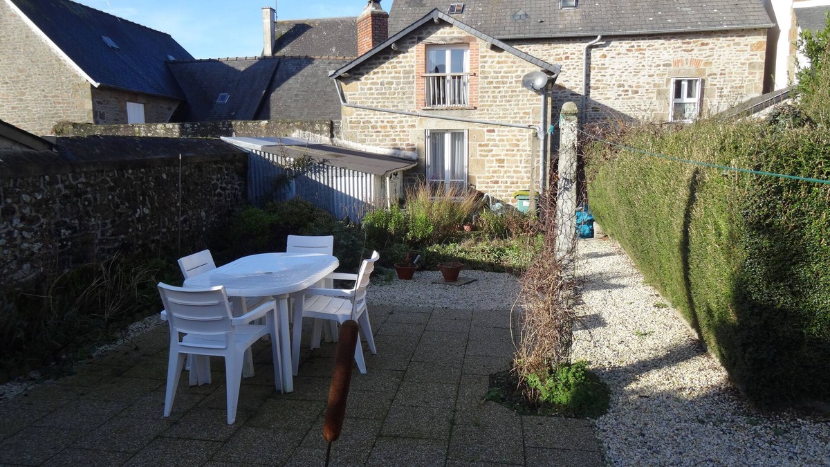 Gorron House | Charming and characterful three bedroom house in the Heart of Gorron