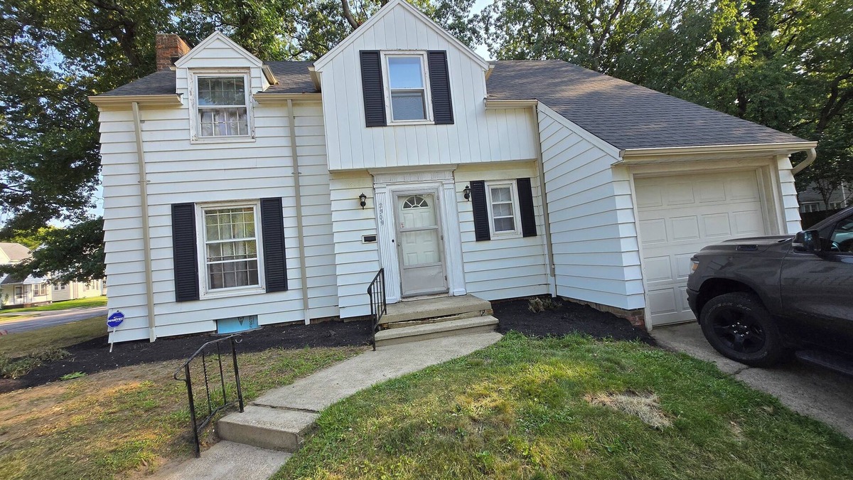 Toledo House | Charming and Cozy 3-bedroom house
